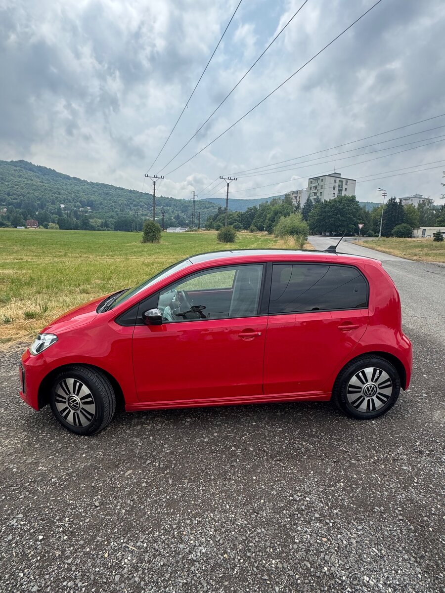 Predám VW e-up - RV 2020, najazdených 28tis.km - 4