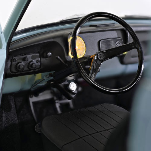 Trabant 601 de Luxe 1:8 Hachette - 4