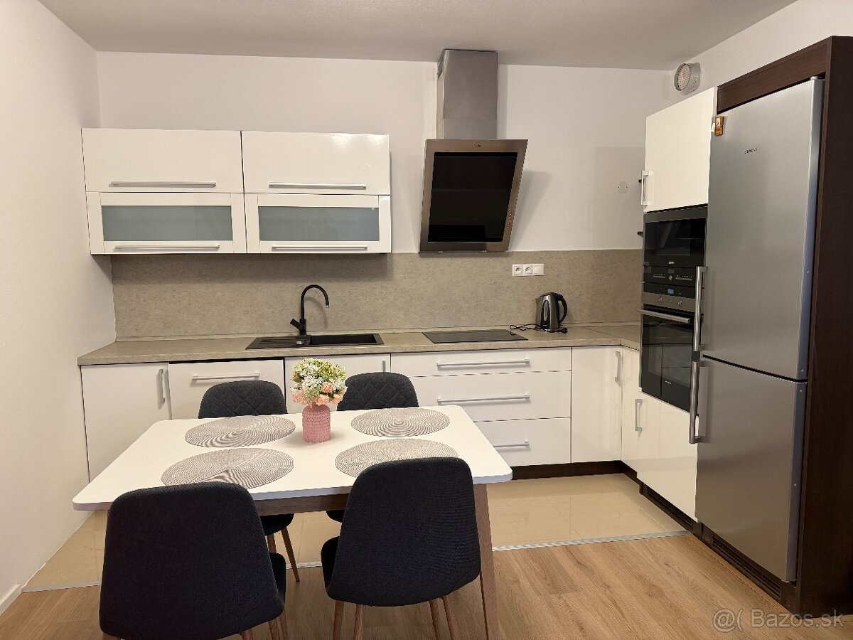 Prenajmem 2 izbový byt Devínska Nová Ves BA - 4