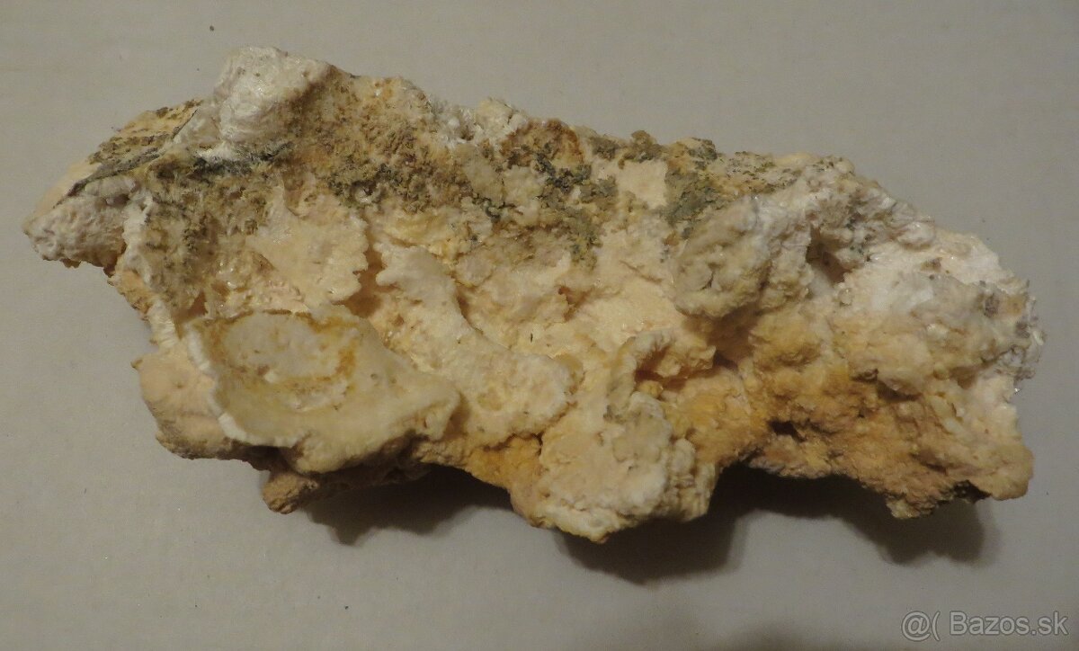 Minerály - alunogén z opálových baní Dubníka - 4