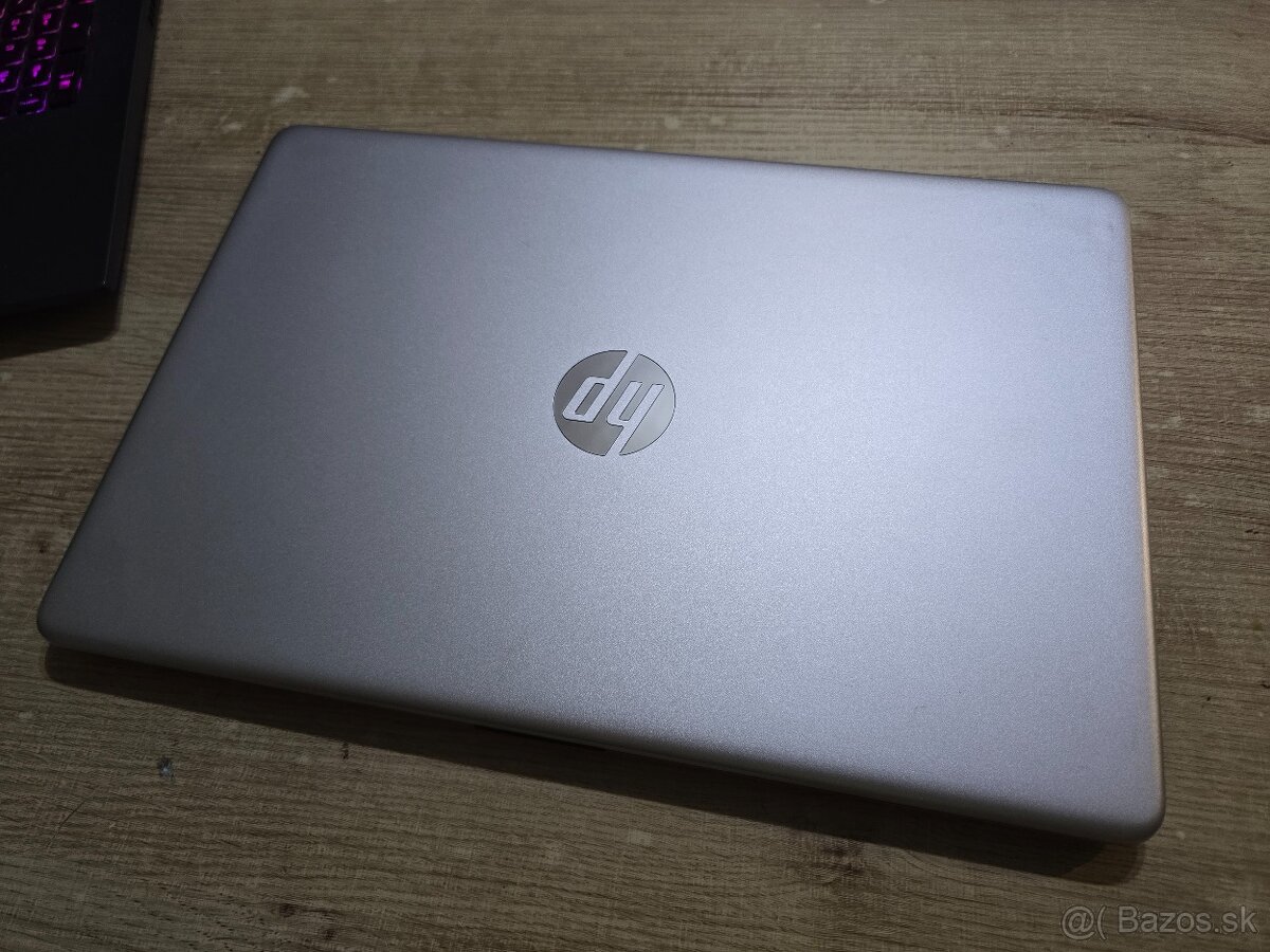HP Pavilion 15s s i7 procesorom 12 generacie 16gb ram a 512g - 4