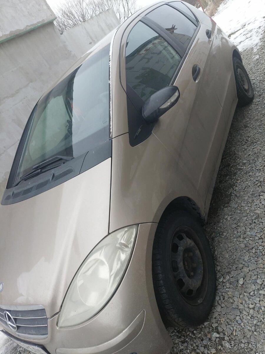 Mercedes benz a180 - 4