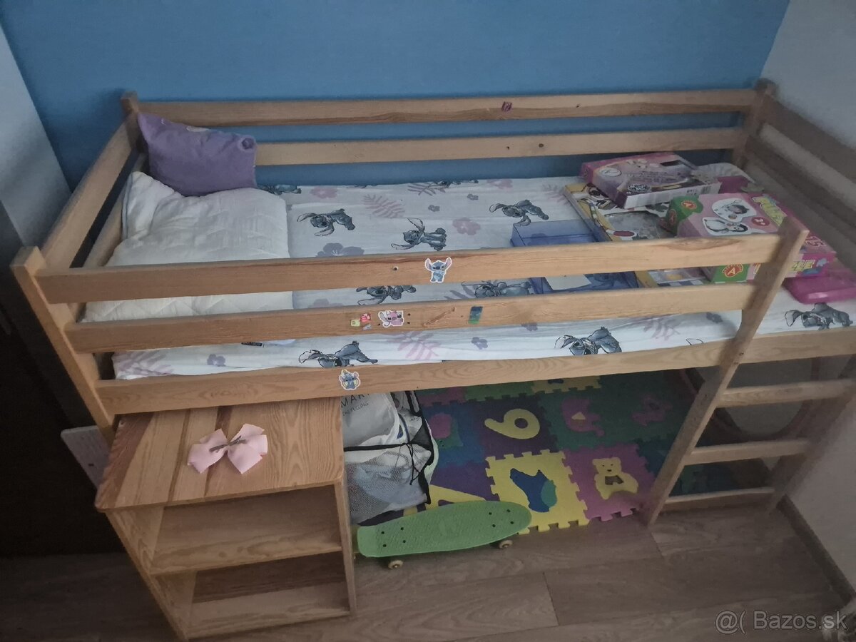 Predam postel poschodovu zo stolikom - 4