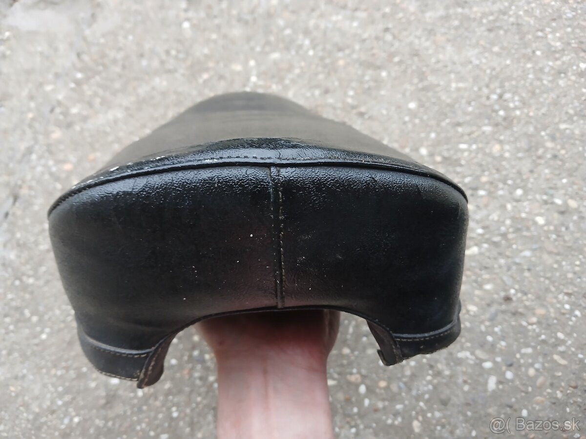 Jawa 250/590 - 4