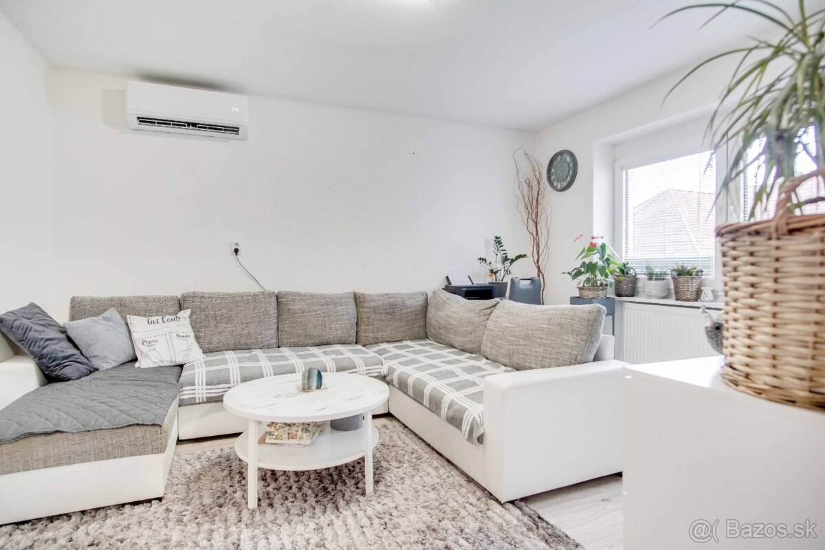 Tehlový 2-izbový byt v centre - Nové Zámky - 4