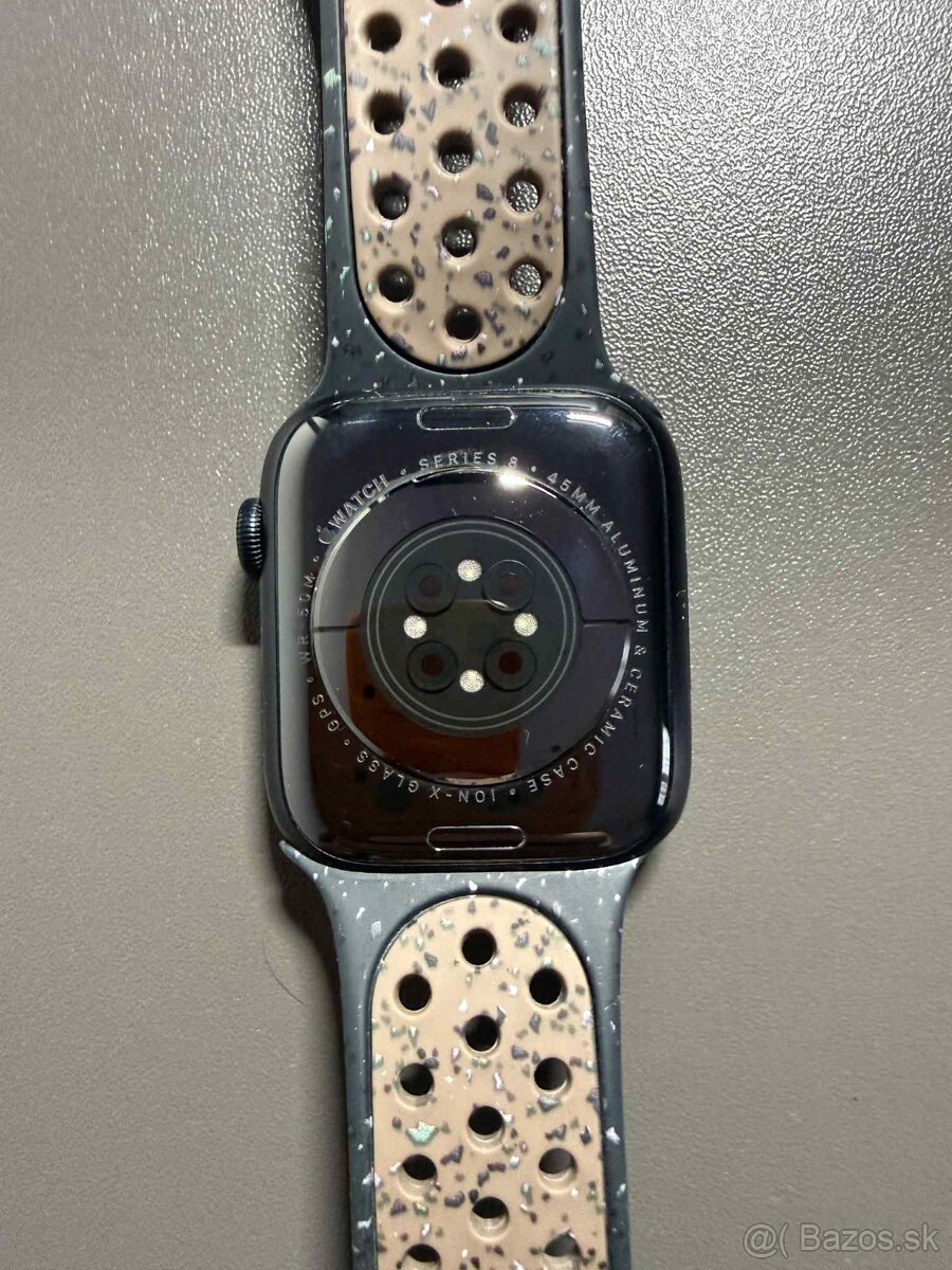 Apple Watch Series 8 45mm GPS - 4