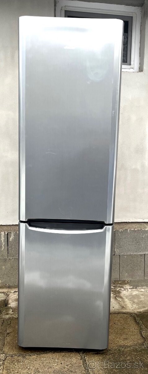 Predám chladničku s mraznickou indesit - 4