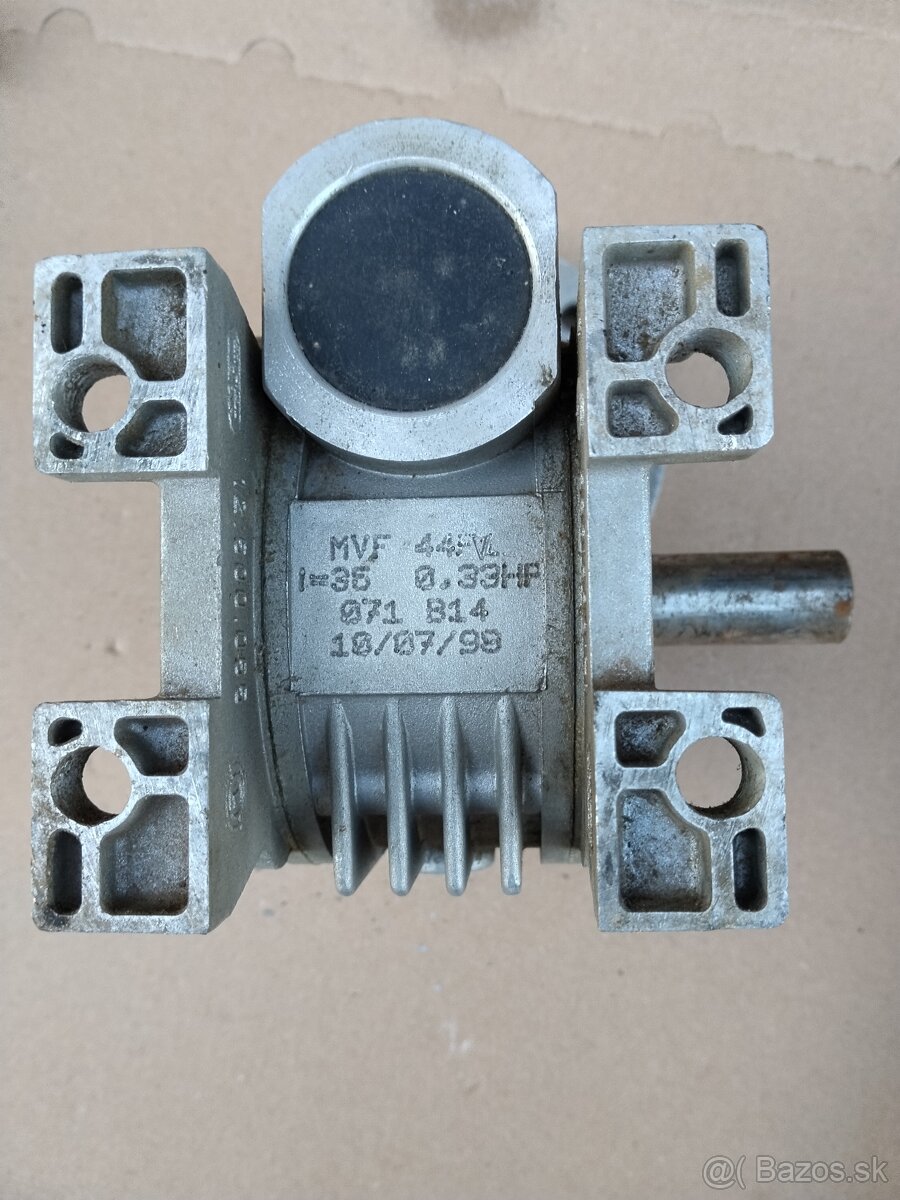 Uhlová prevodovka - 4