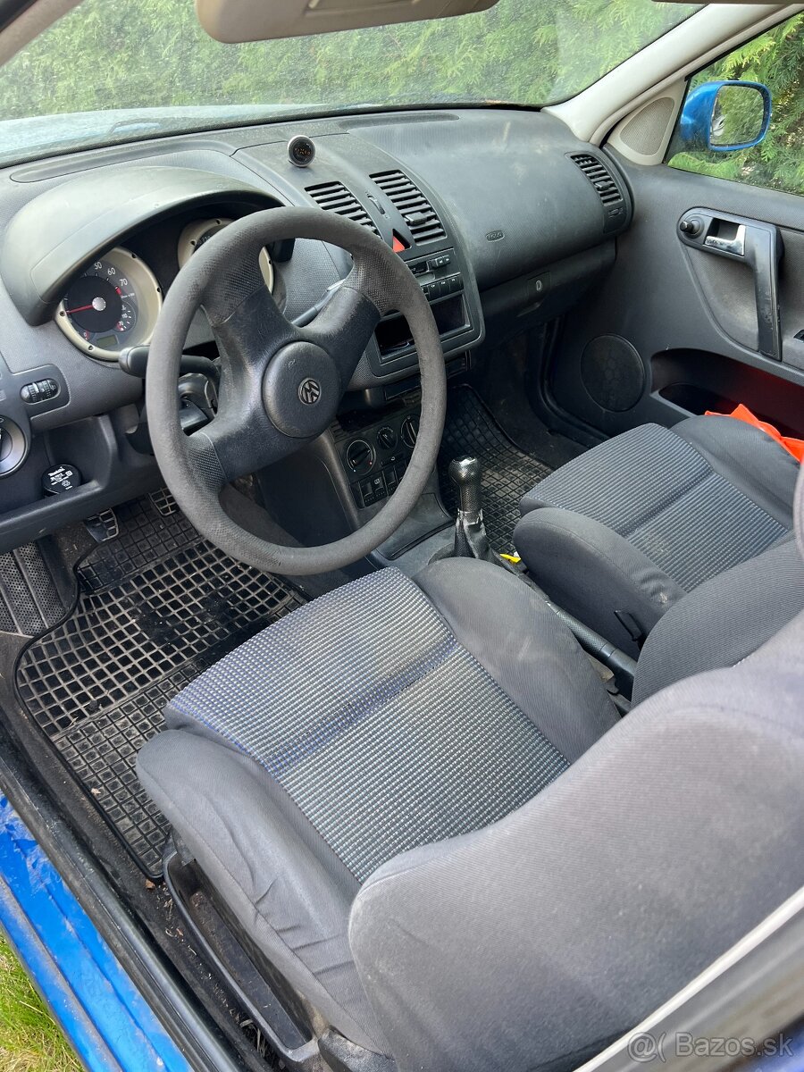 Predám VW Polo 1,4 16V r.v. 2000 - 4