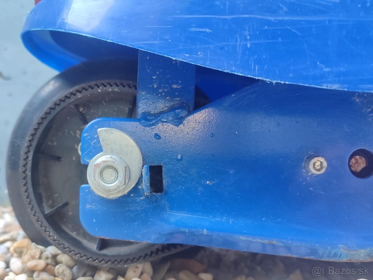 Elektrická kolobežka značky TAKIRA - 4