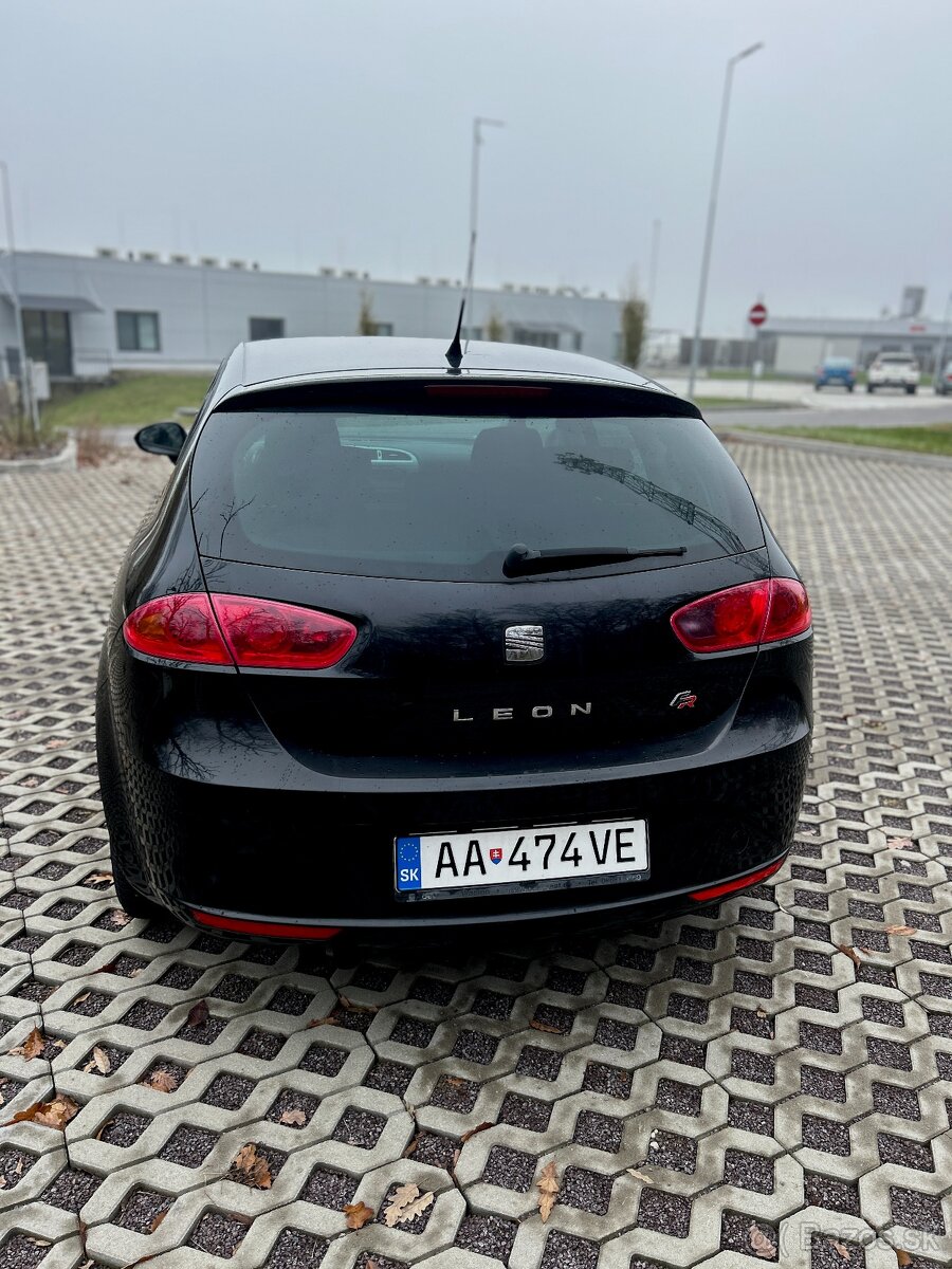 Seat Leon 1.8 TSi najazdene len 76 tis KM bezchybny stav - 4