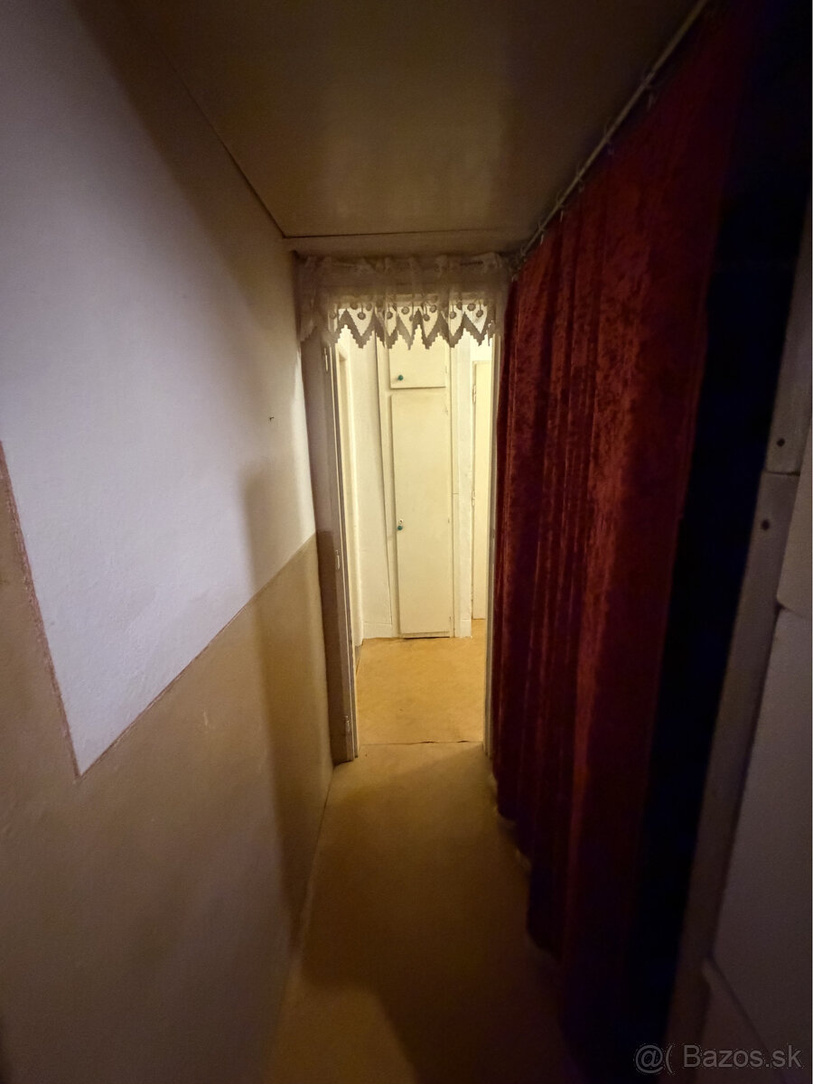 Na predaj 2-izbový byt v Humennom. - 4
