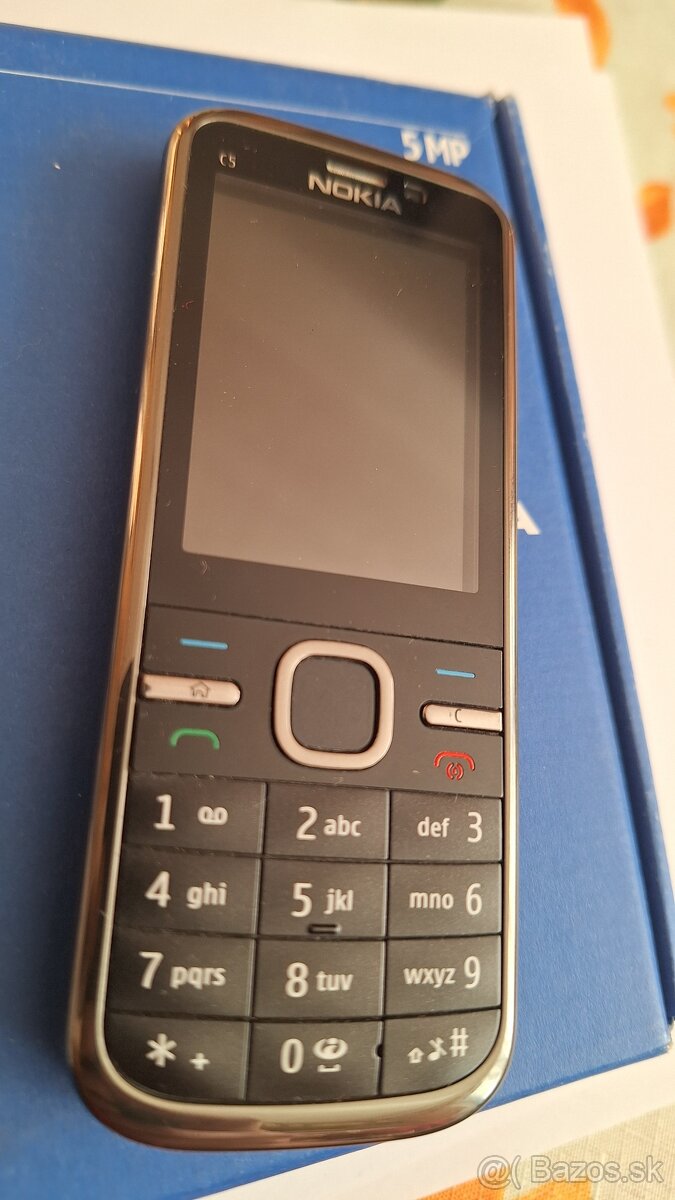 Nokia C5 - 4