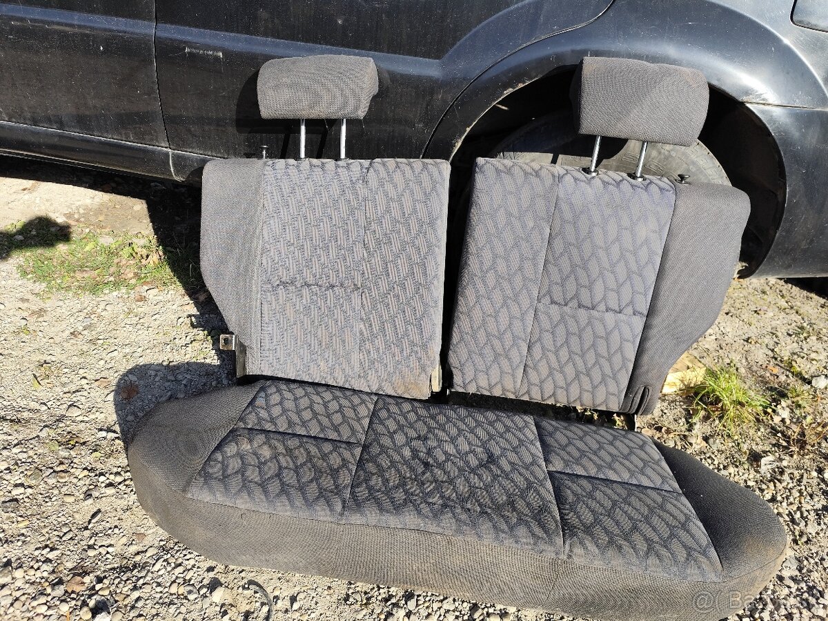 Mitsubishi Pajero Pinin sedadlá - 4