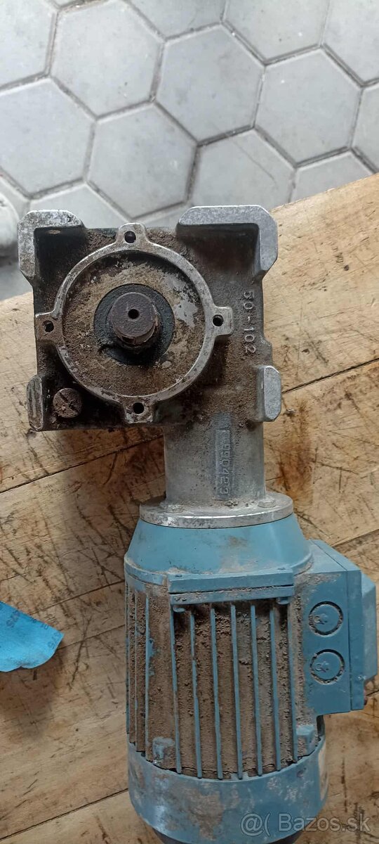 motor a motor s prevodovkou - 4