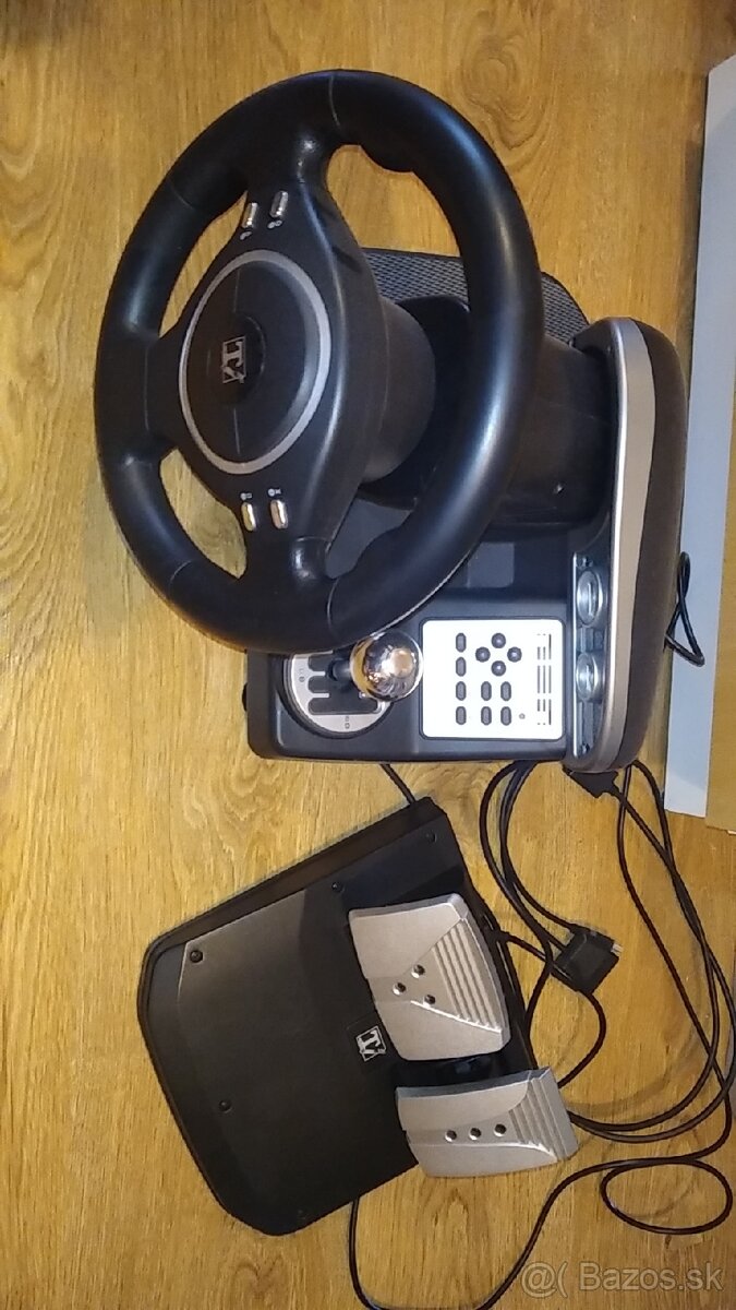 Herný volant s pedálmi - 4
