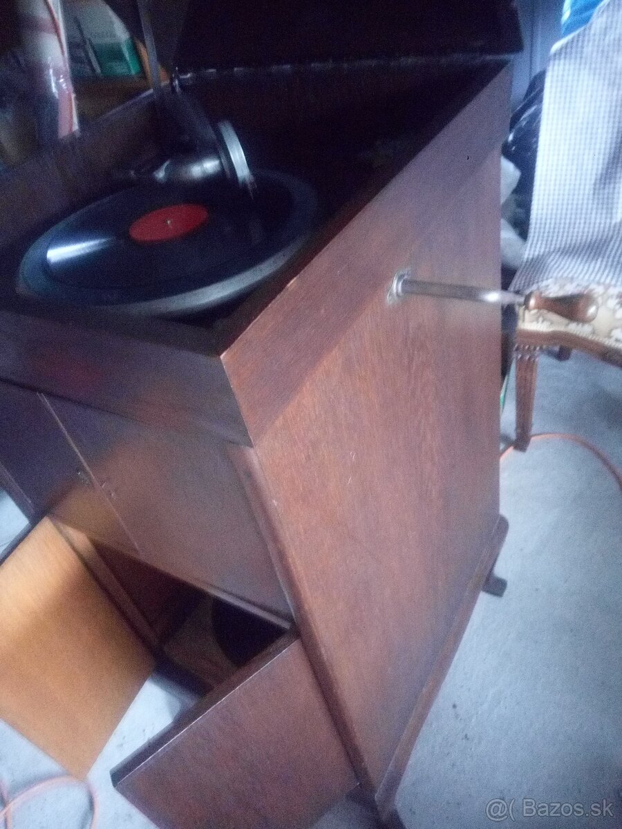 starožitný kľukový salónny gramafón - 4