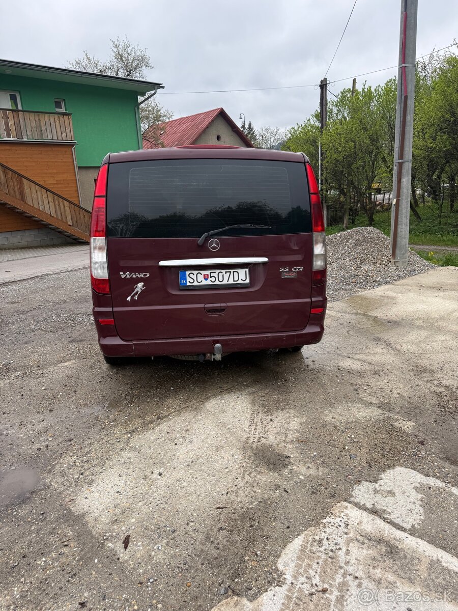 Mercedes Benz Viano - 4