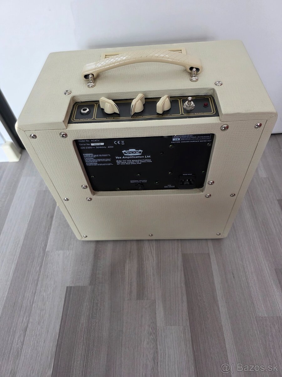 Celolampove Combo Vox AC4TV - 4