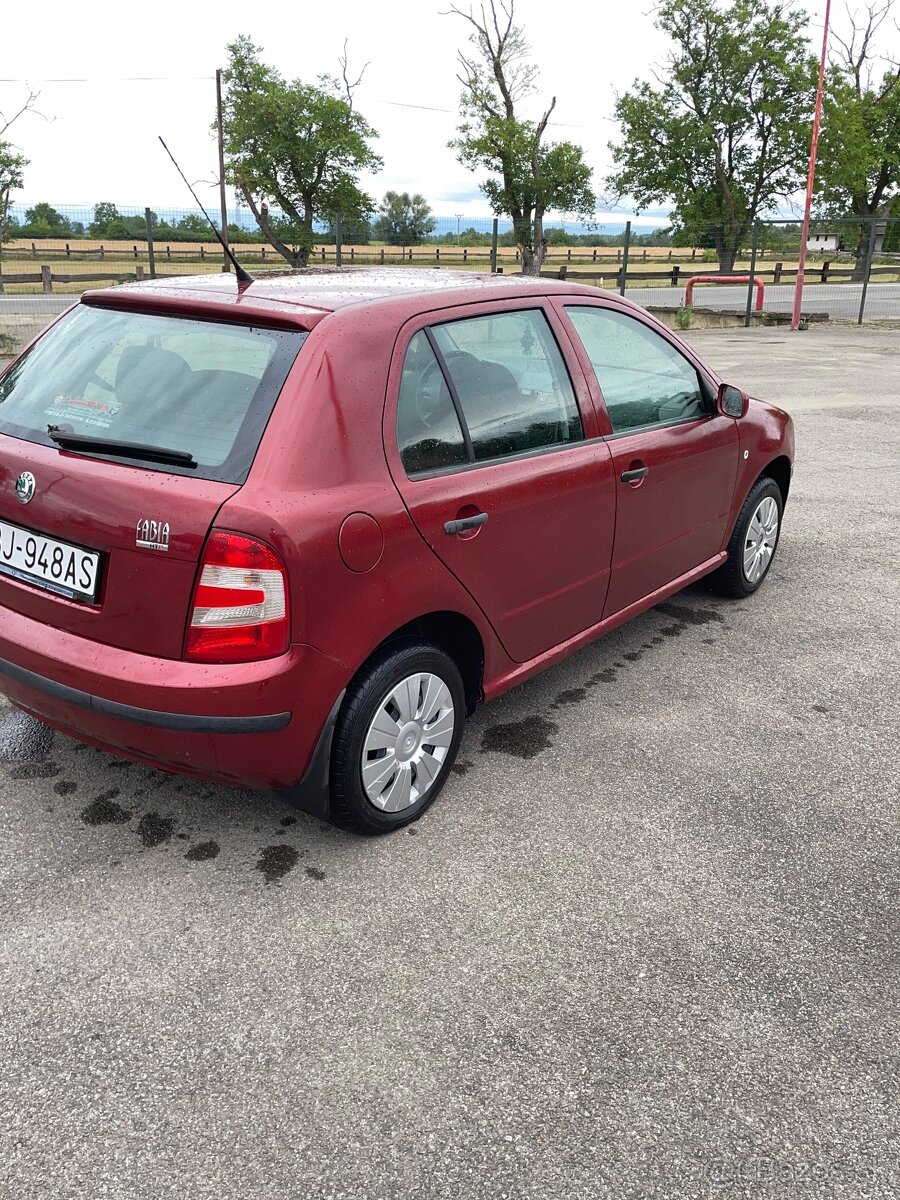 SKODA FABIA - 4