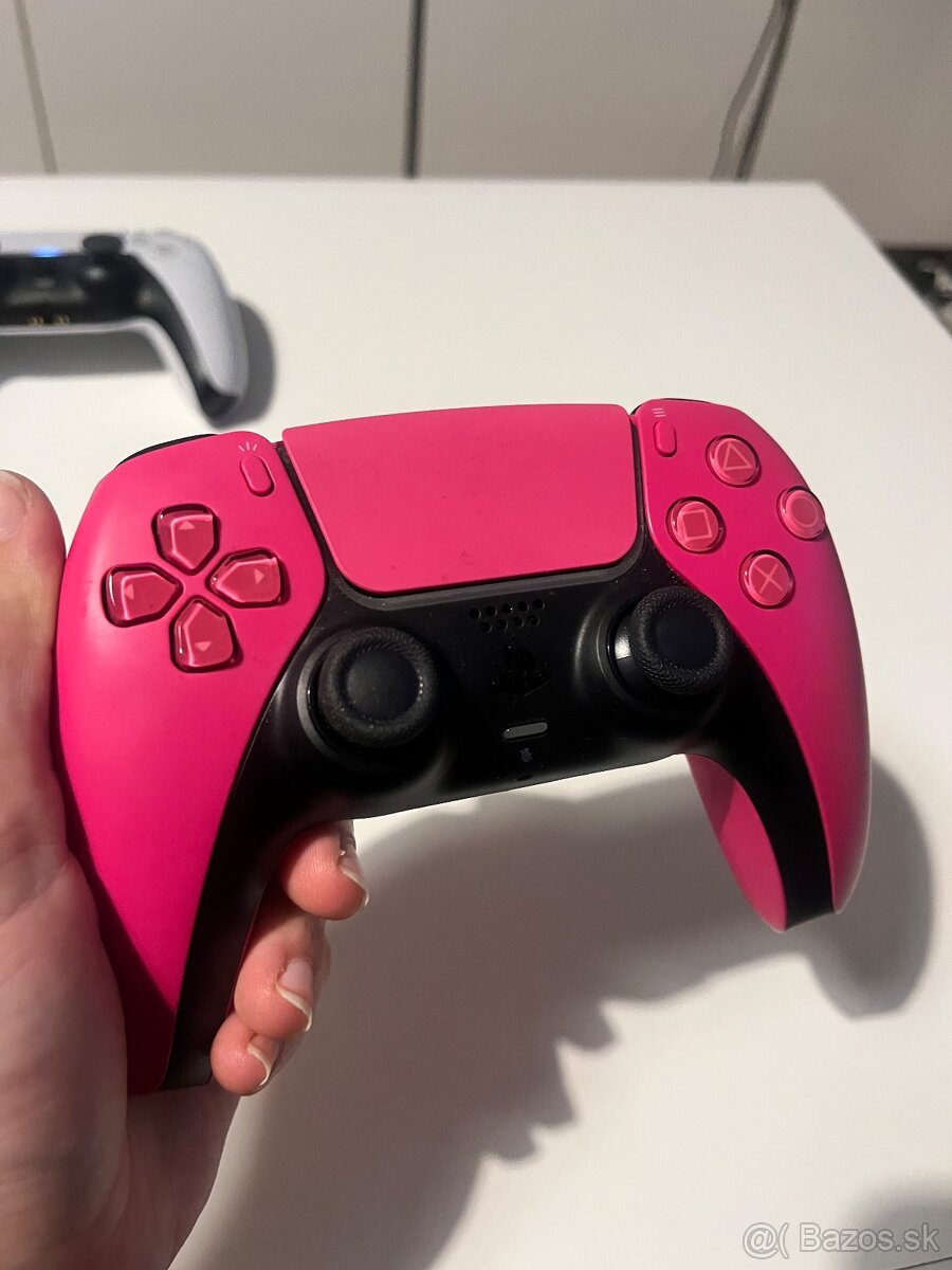 PREDÁM PLAYSTATION 5 s mechanikou - 4