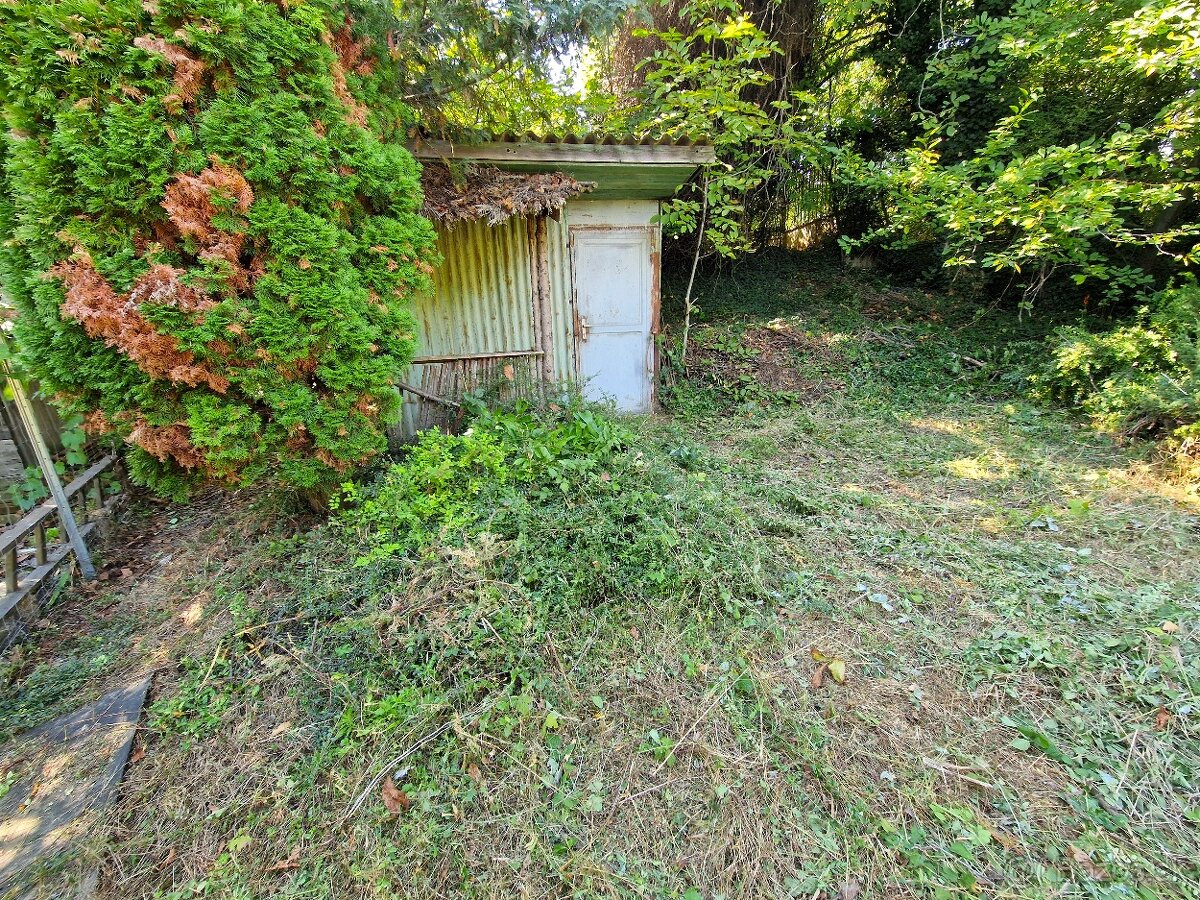 550 m2 POZEMOK na výstavbu chaty v širšom centre Nitry - 4