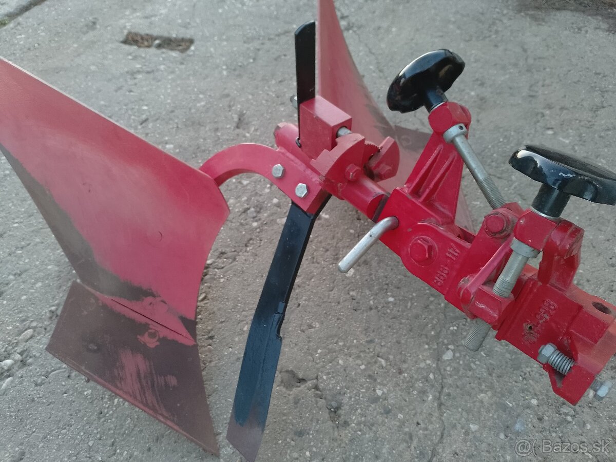 Vari oboustranný pluh,obracák APH-352,nastavovací těleso NT3 - 4