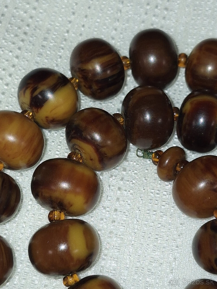 STAROŽITNÝ BAKELITOVÝ NÁHRDELNÍK - 4