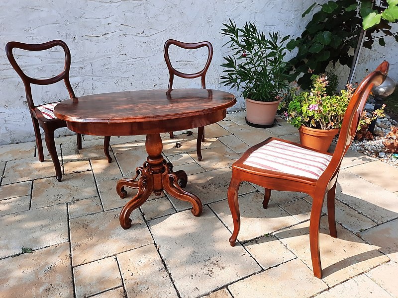 cajovy set, stolik + 4 stolicky - 4