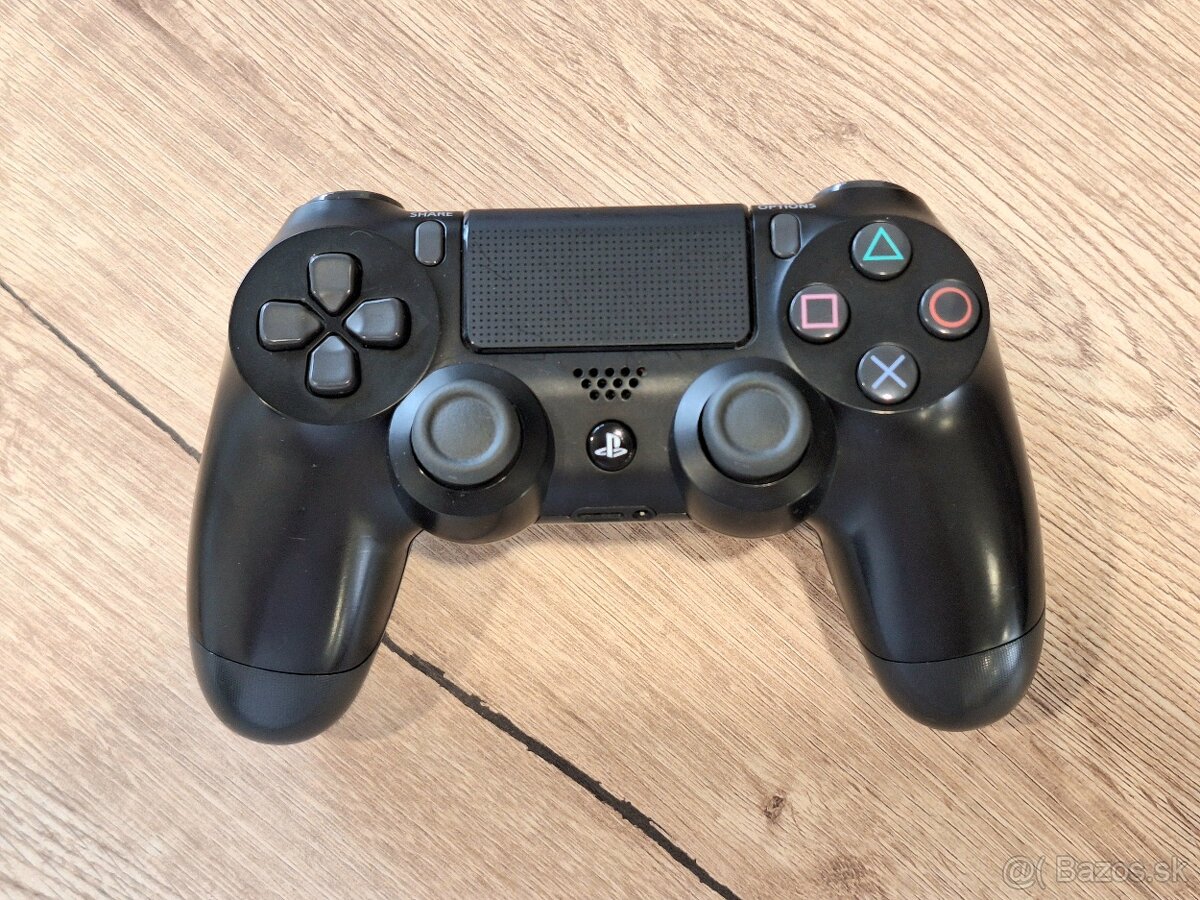 Sony PlayStation 4 1TB - 4