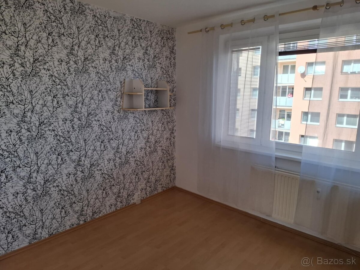 Predaj 2 izbový byt - 4