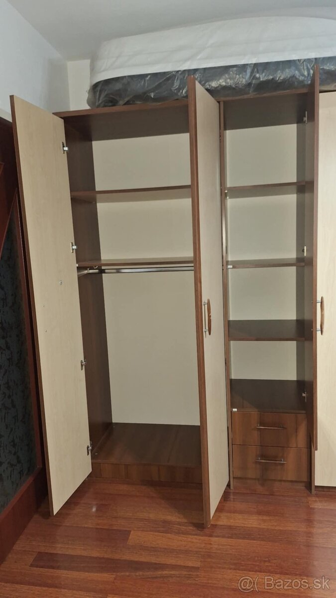 satnikova skrina - 4