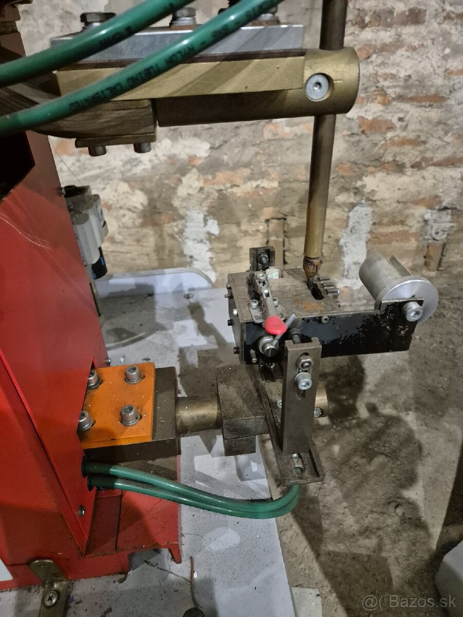 Bodová zváračka - 4