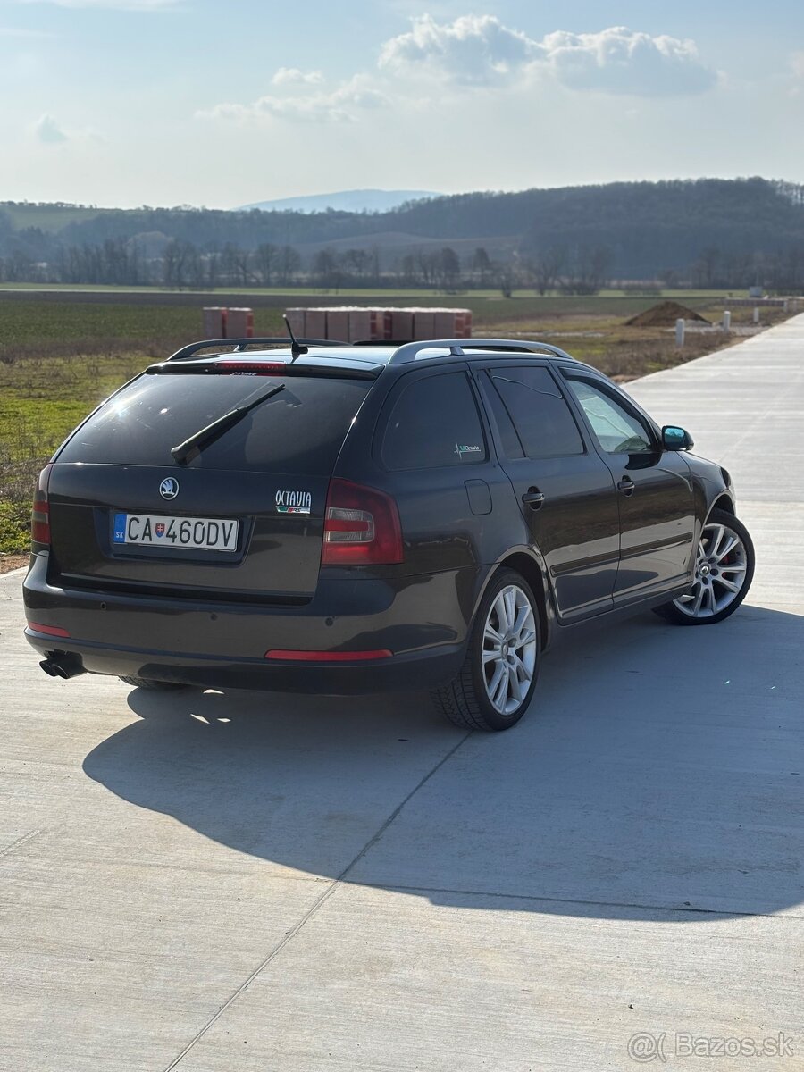 Škoda Octavia RS DSG - 4