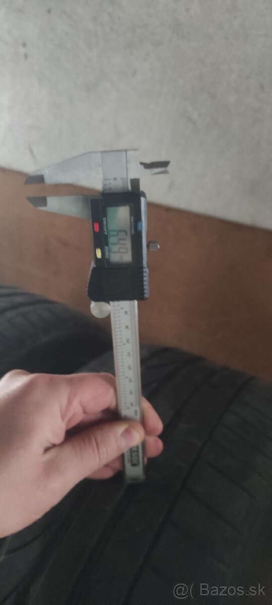 Letné Pneumatiky 215/40 R17 - 4