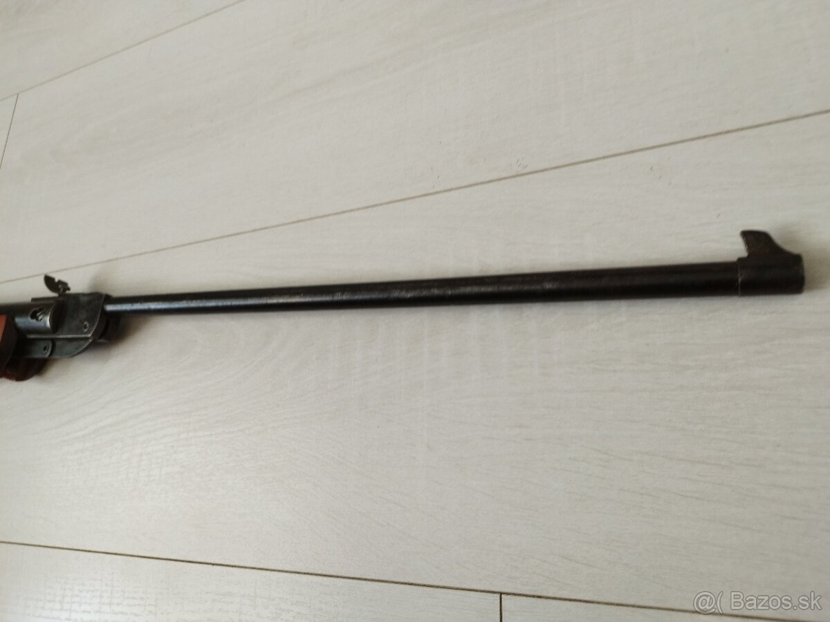 Predám vzduchovku IZ 22 - 4