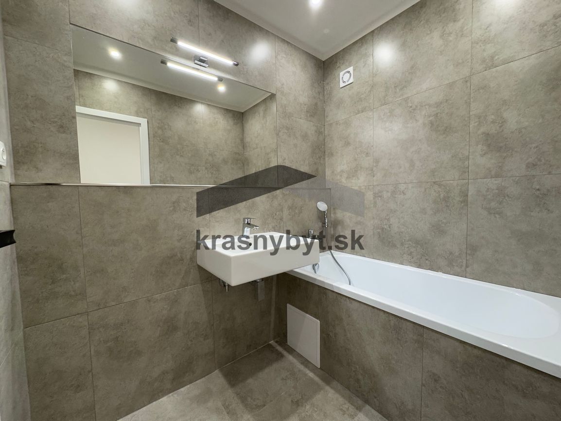 KRÁSNY BYT V TOP LOKALITE - STARÝ RUŽINOV - 4