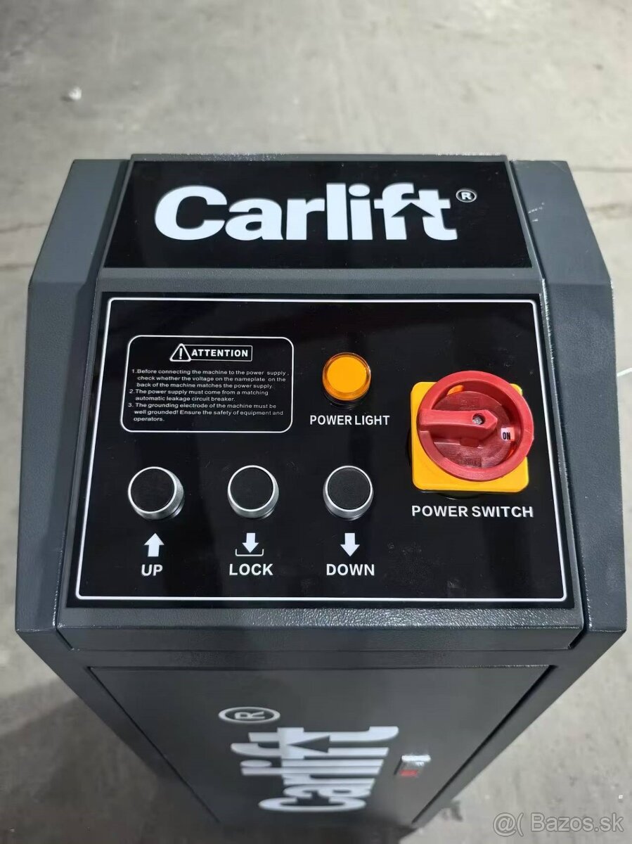 Nožnicový zdvihák 3000kg - 4