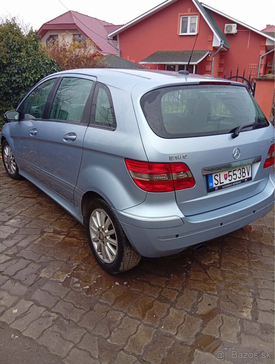 Predam Mercedes Benz B180 - 4