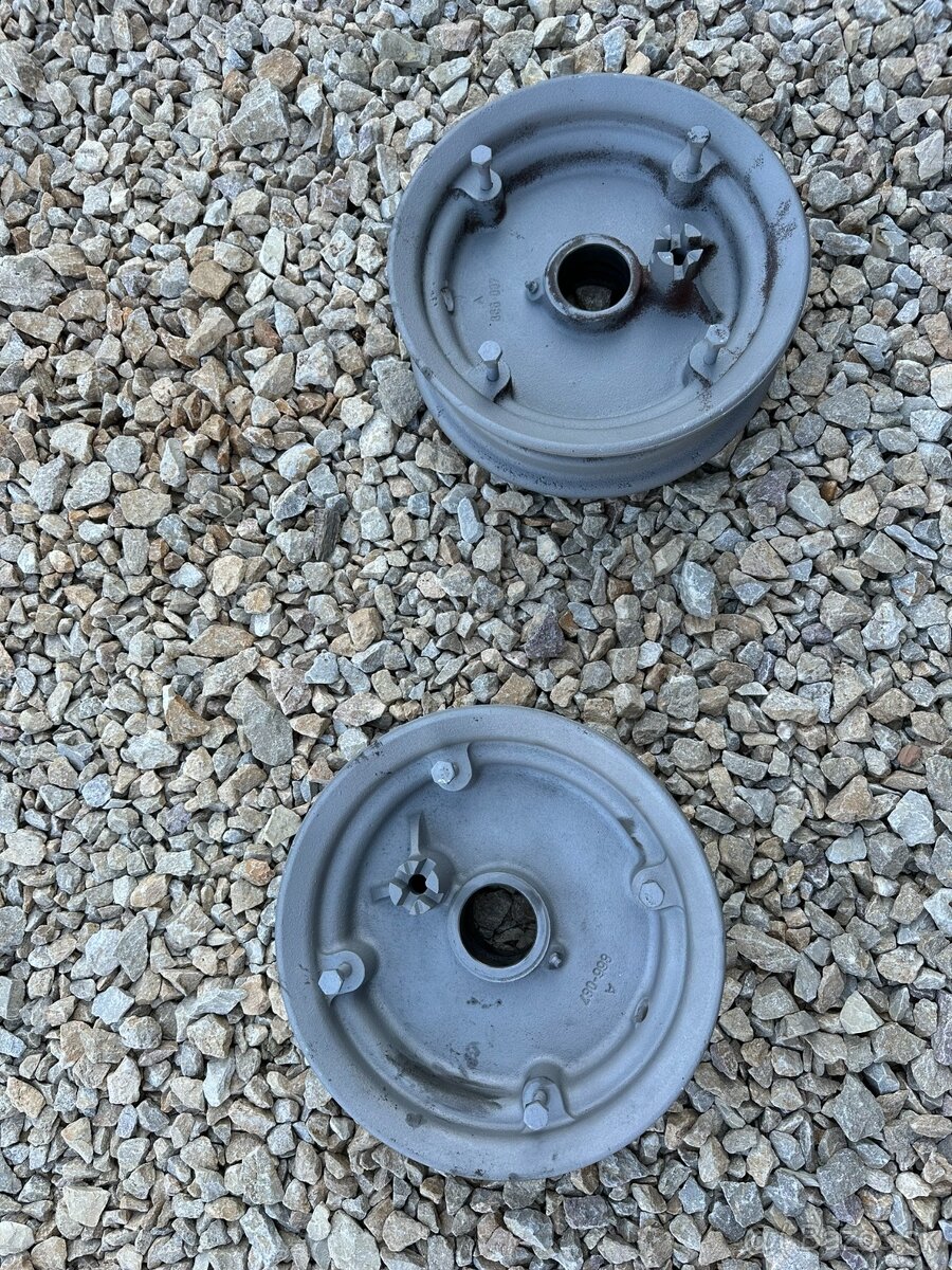 Malotraktor VARI - 4