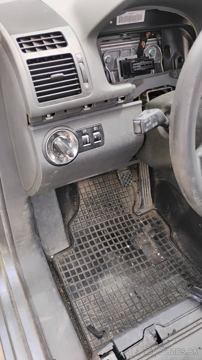 Nahradne diely touran 1t1 rv 2005 - 4