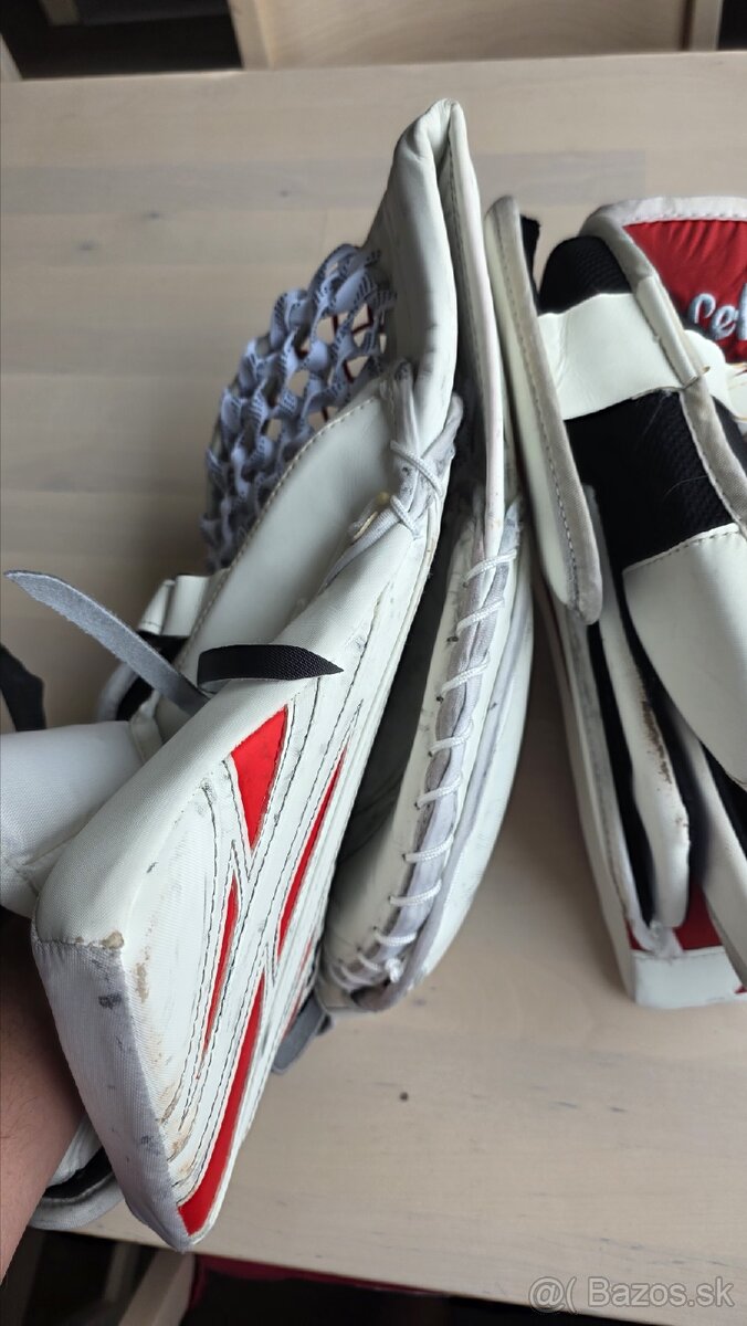 Lapacka a vyrazecka CCM - 4