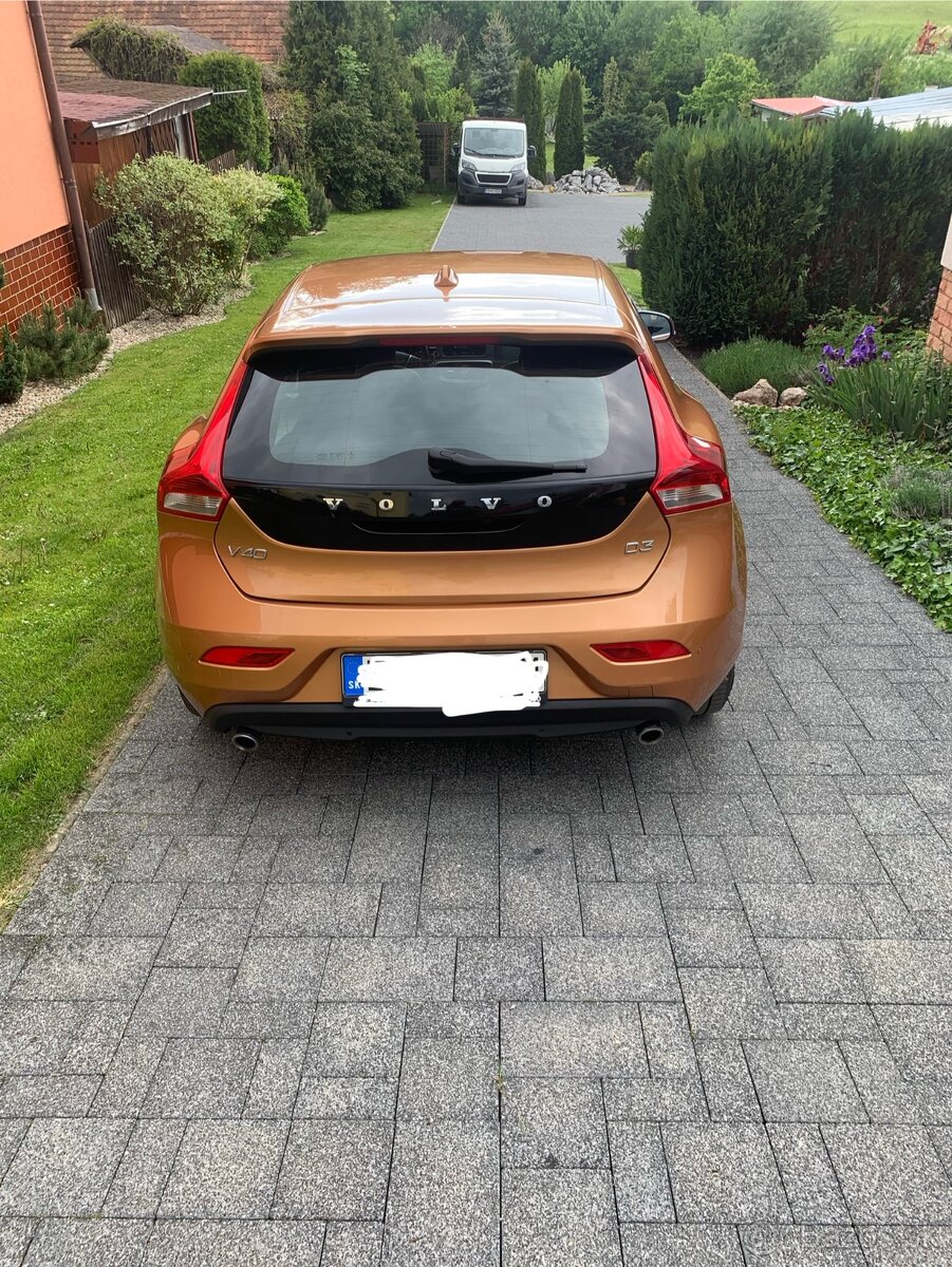 Volvo V40 D3 - 4