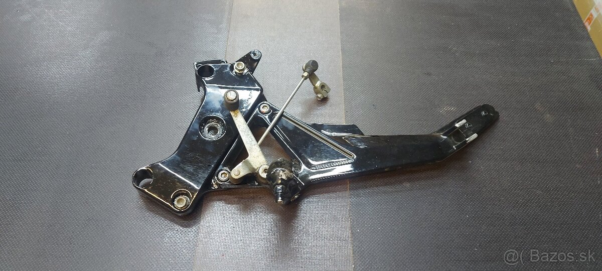 Diely Honda hornet cb 600f - 4