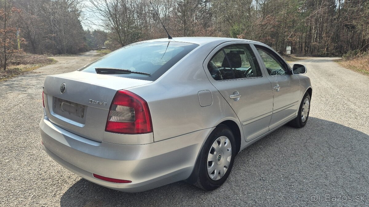Škoda Octavia 2 1.9TDI 77kw Rozpredam - 4