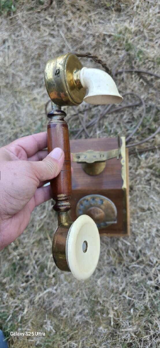 Tesla Telefon - 4