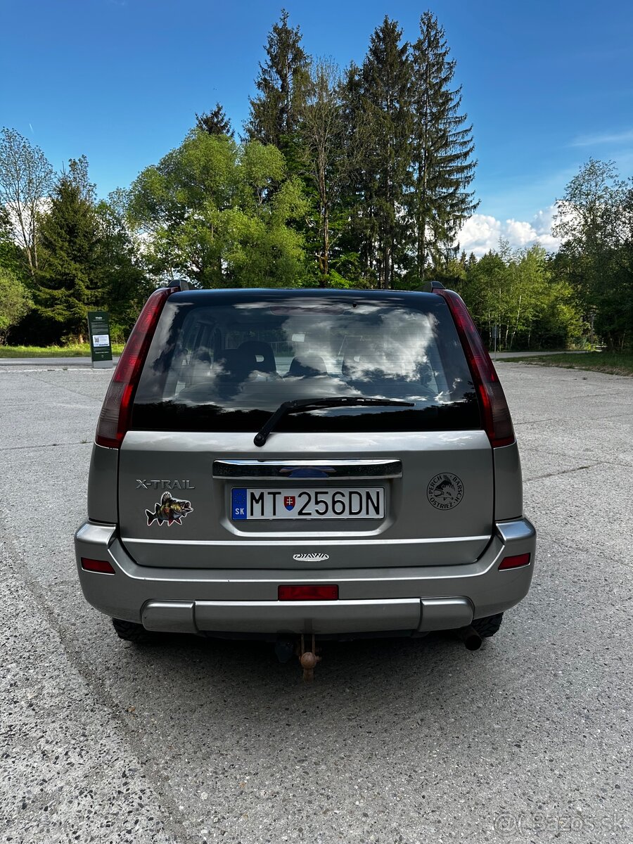 Nissan X-Trail - 4