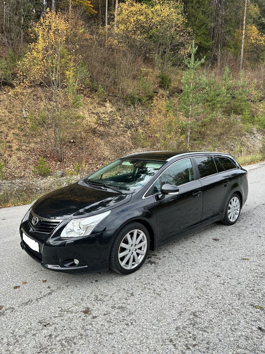 2011 TOYOTA AVENSIS KOMBI FULL výbava - 4