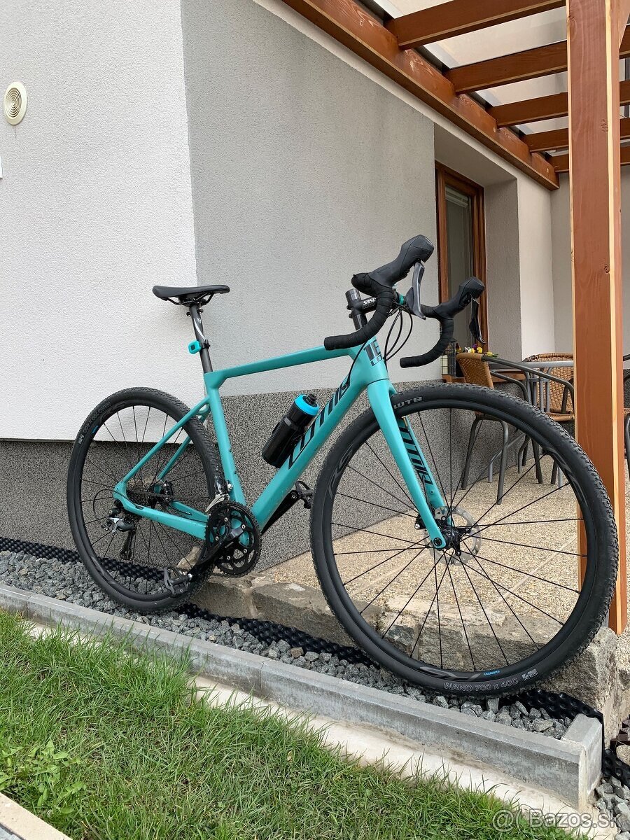 Predám krásny karbónový cestný bicykel/gravel - 4