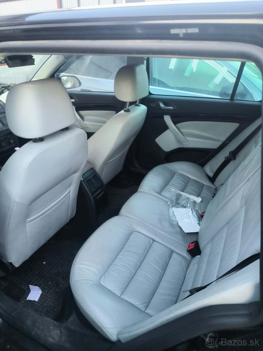 Rozpredám škoda Octavia combi 4x4 - 4